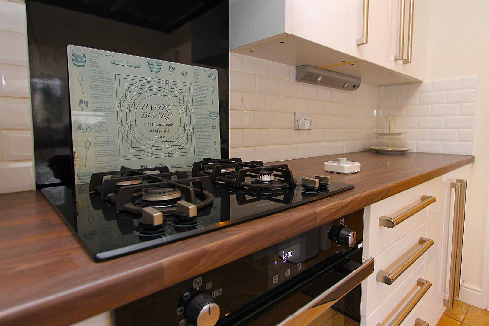 2 bed property in Greatfield Road, Kidderminster